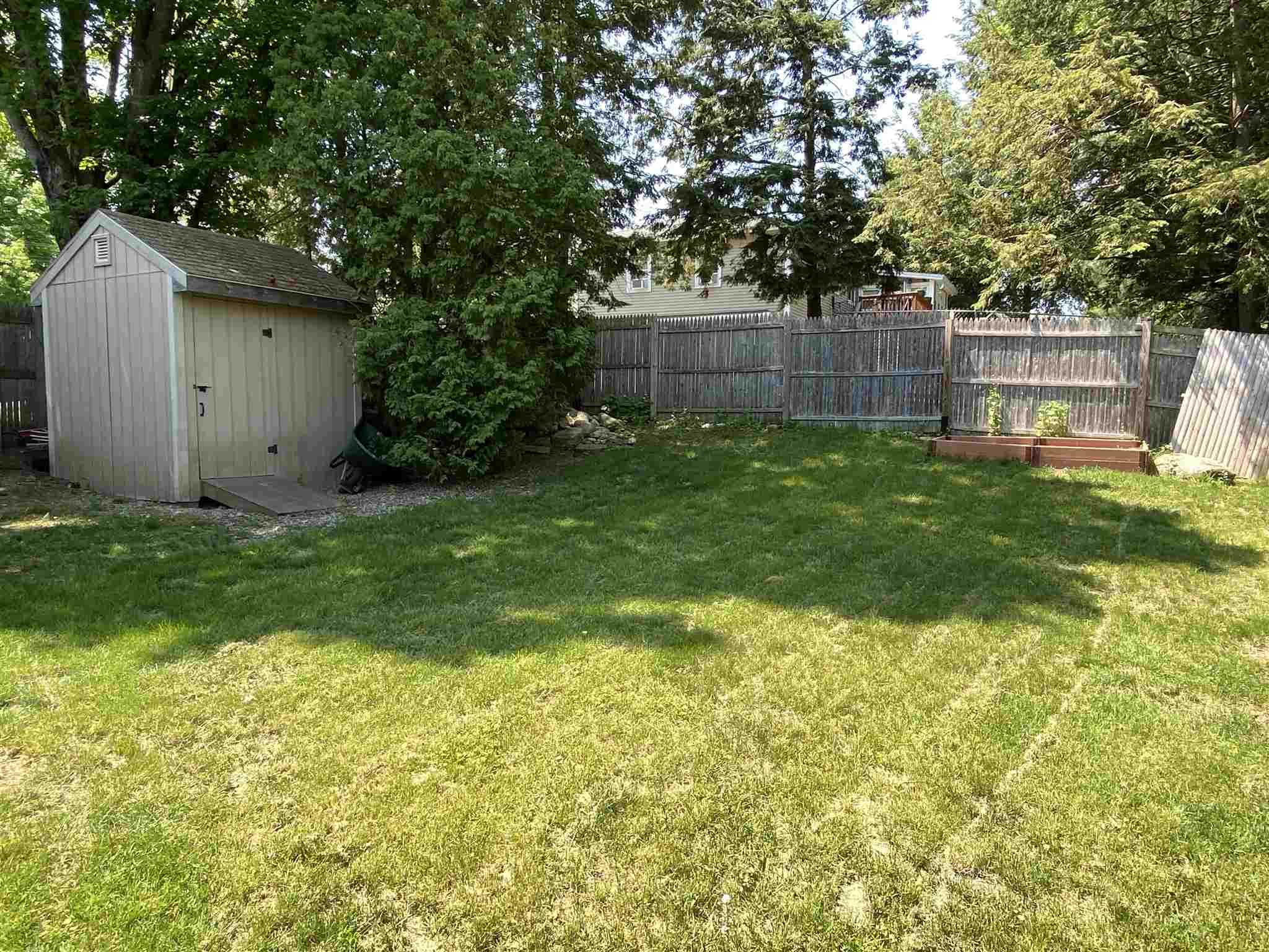 106 Gilhaven Road Manchester, NH 03104 - Photo 26 of 32