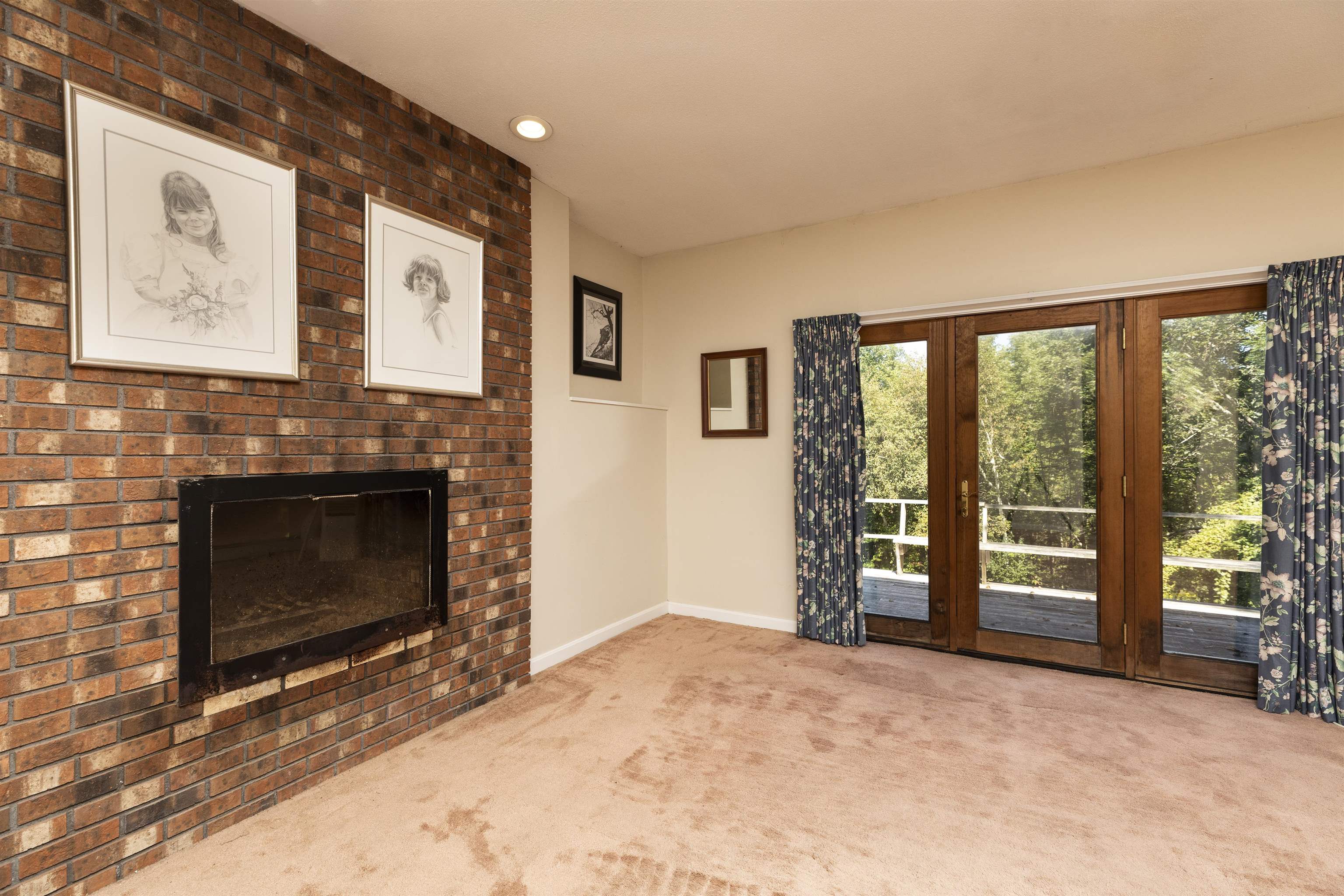 7 Stage Coach Road Lebanon, NH 03766 - Photo 7 of 35 Gallery Image 7