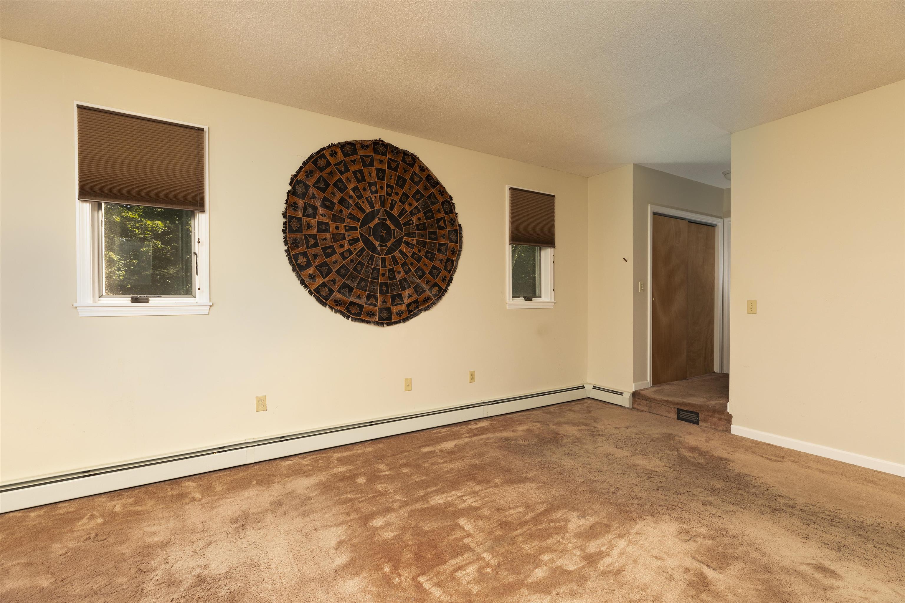 7 Stage Coach Road Lebanon, NH 03766 - Photo 8 of 35 Gallery Image 8