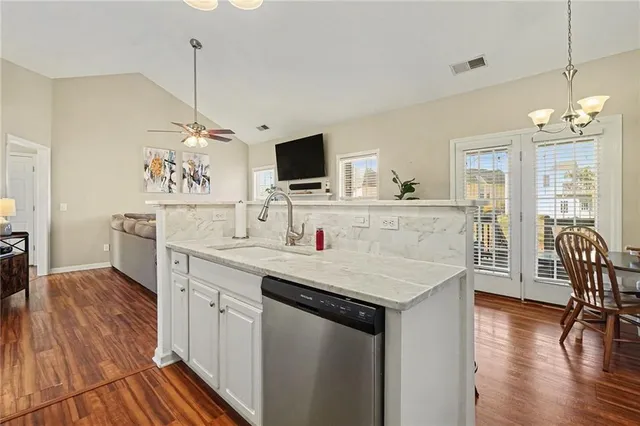 $285,000 | 310 Turtle Pointe Drive, Carrollton, GA 30116