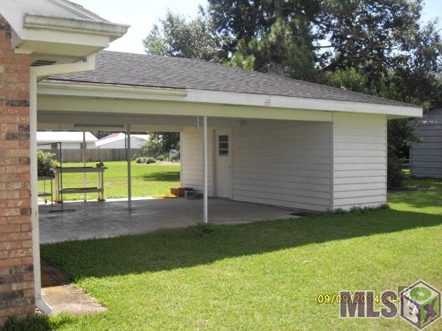 3672 Highway 1 Raceland, LA 70394 - Photo 3 of 12 Carports and storage