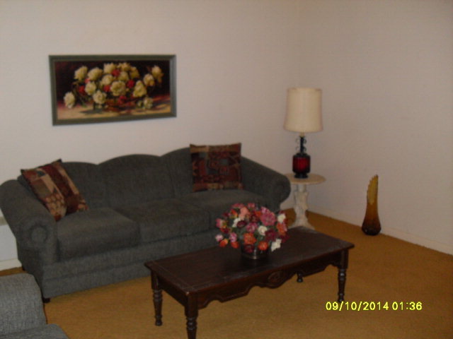 3672 Highway 1 Raceland, LA 70394 - Photo 8 of 12 Living room