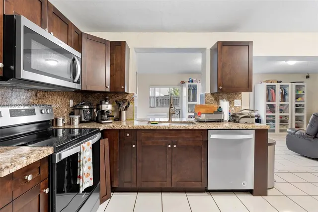 $710,000 | 14256 Southwest 92nd Street, Miami, FL 33176