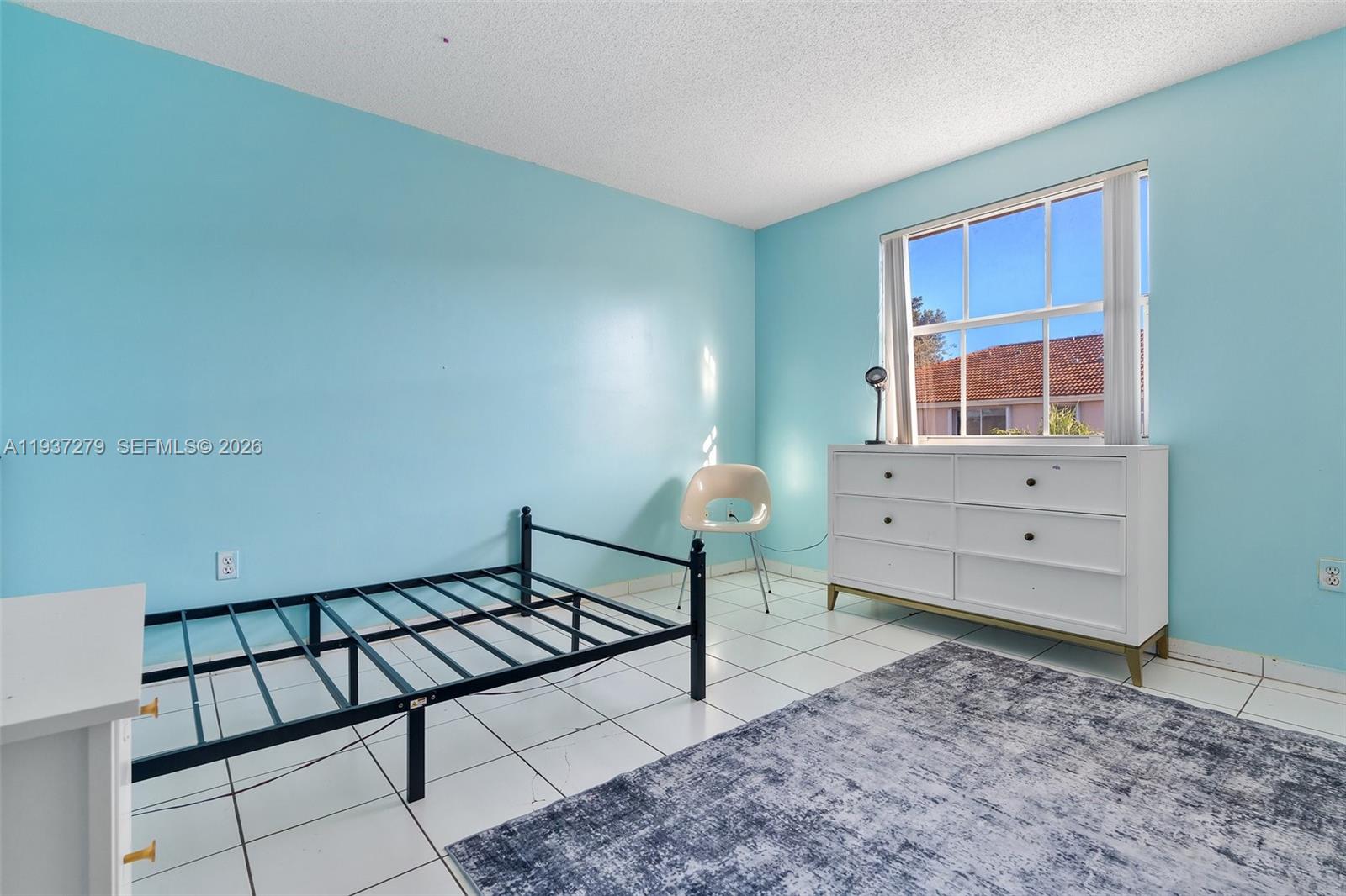 14256 Southwest 92nd Street Miami, FL 33176 - Photo 36 of 56 a living room with furniture