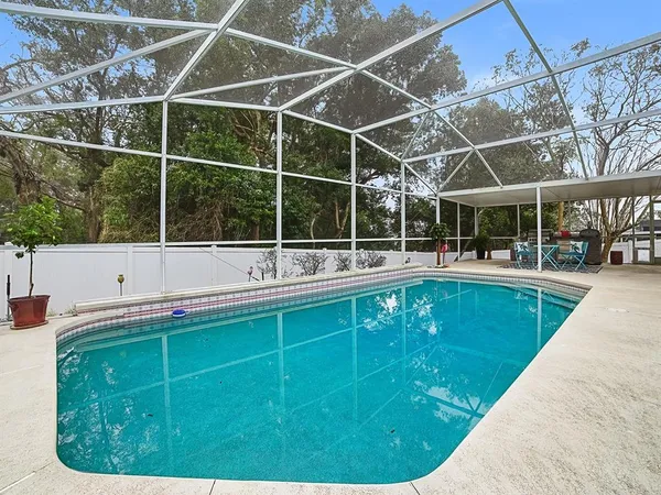 $380,000 | 104 Vista Avenue, Eustis, FL 32726