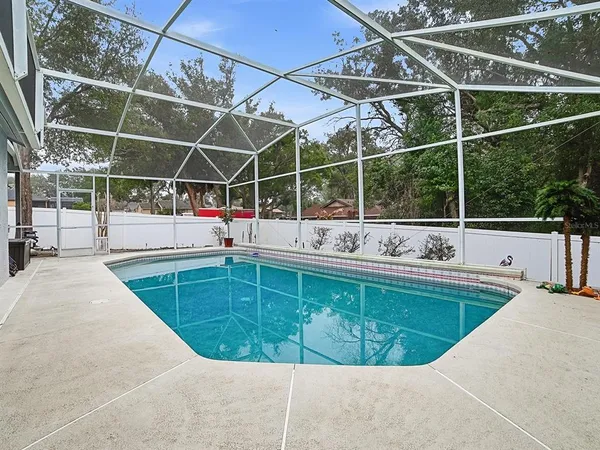 $380,000 | 104 Vista Avenue, Eustis, FL 32726