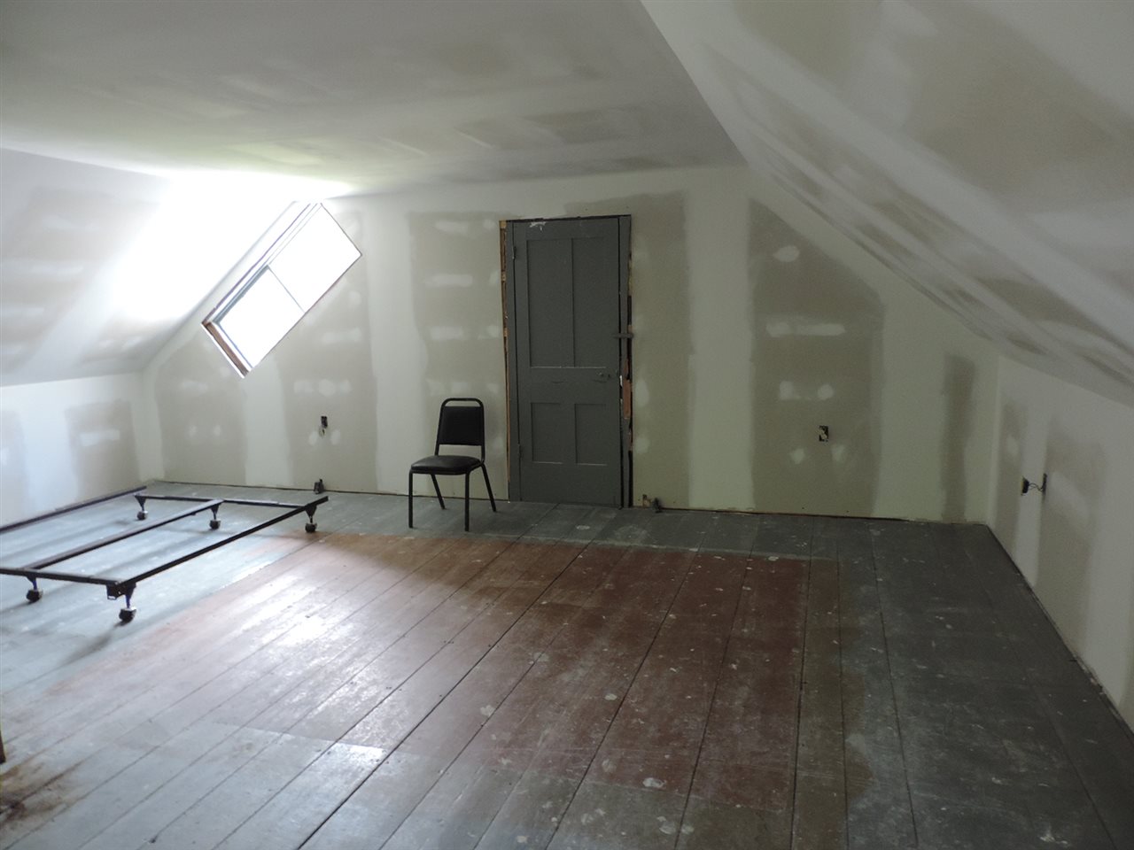 630 5 Mile Square Road Brighton, VT 05846 - Photo 6 of 12 Gallery Image 6