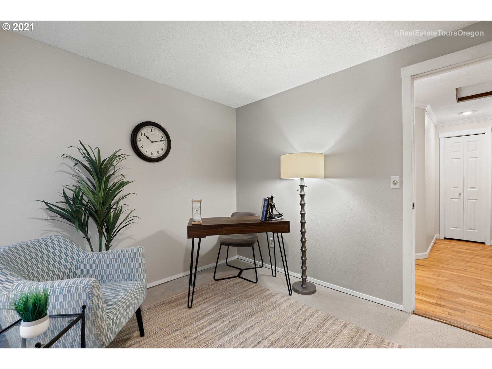 9220 Southwest 5th Avenue Portland, OR 97219 - Photo 17 of 29 Gallery Image 17