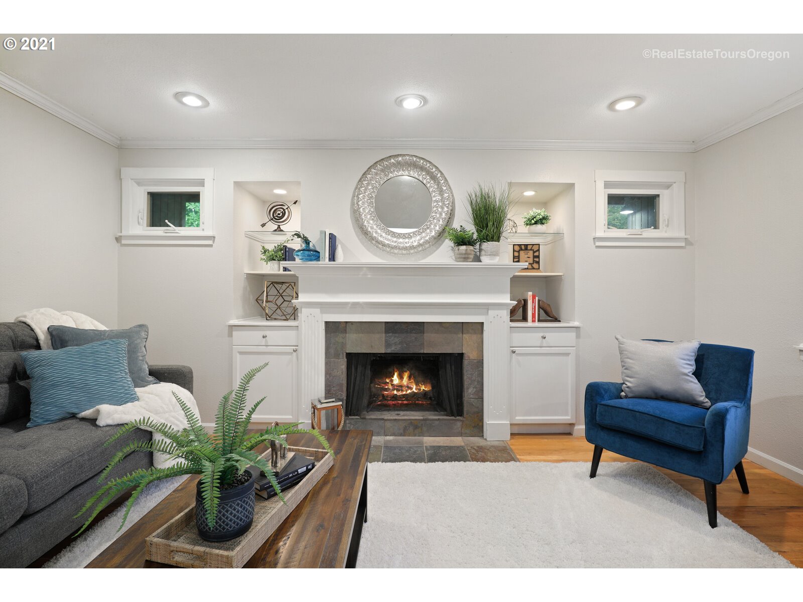 9220 Southwest 5th Avenue Portland, OR 97219 - Photo 6 of 29 Gallery Image 6