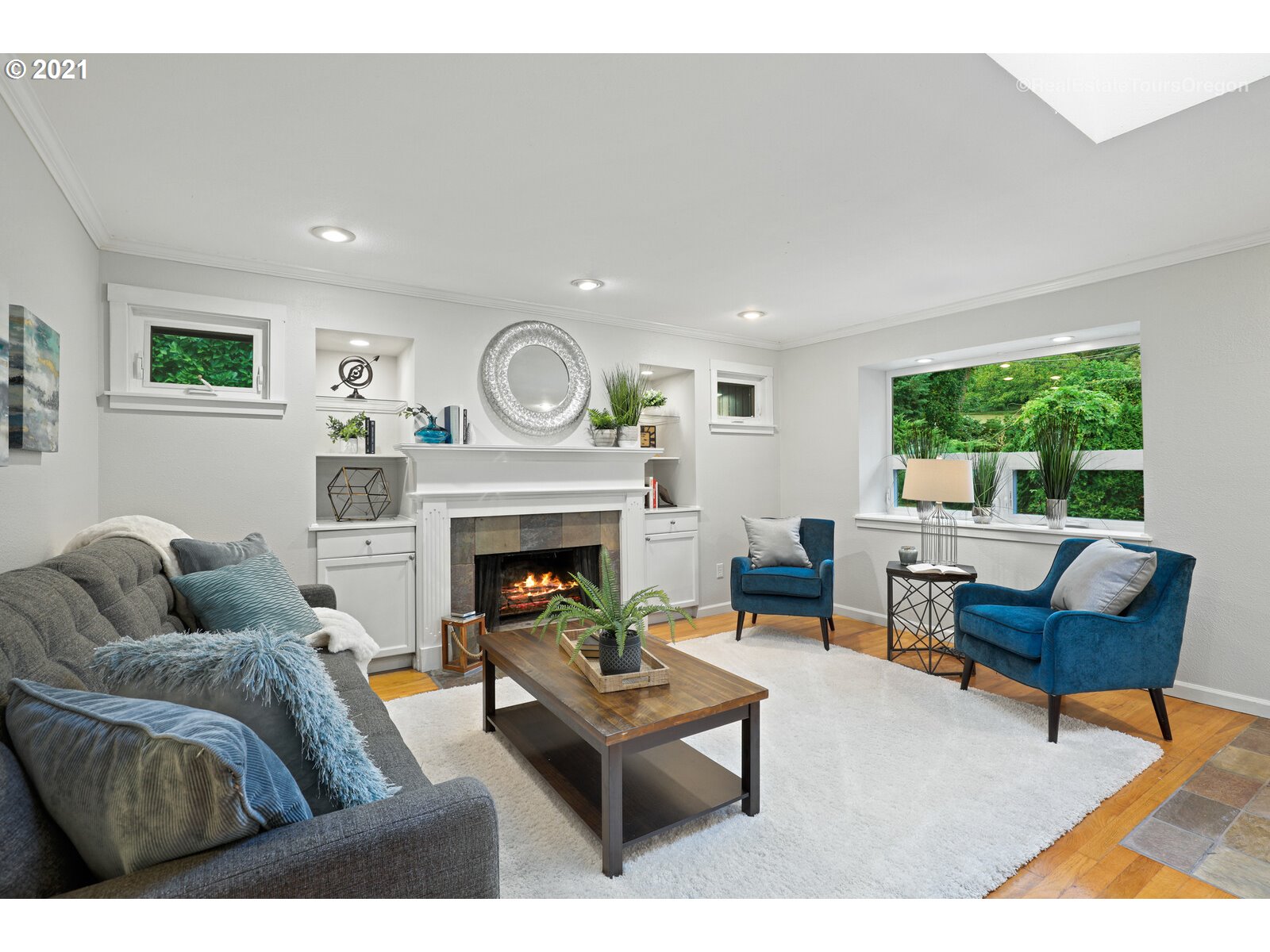 9220 Southwest 5th Avenue Portland, OR 97219 - Photo 7 of 29 Gallery Image 7