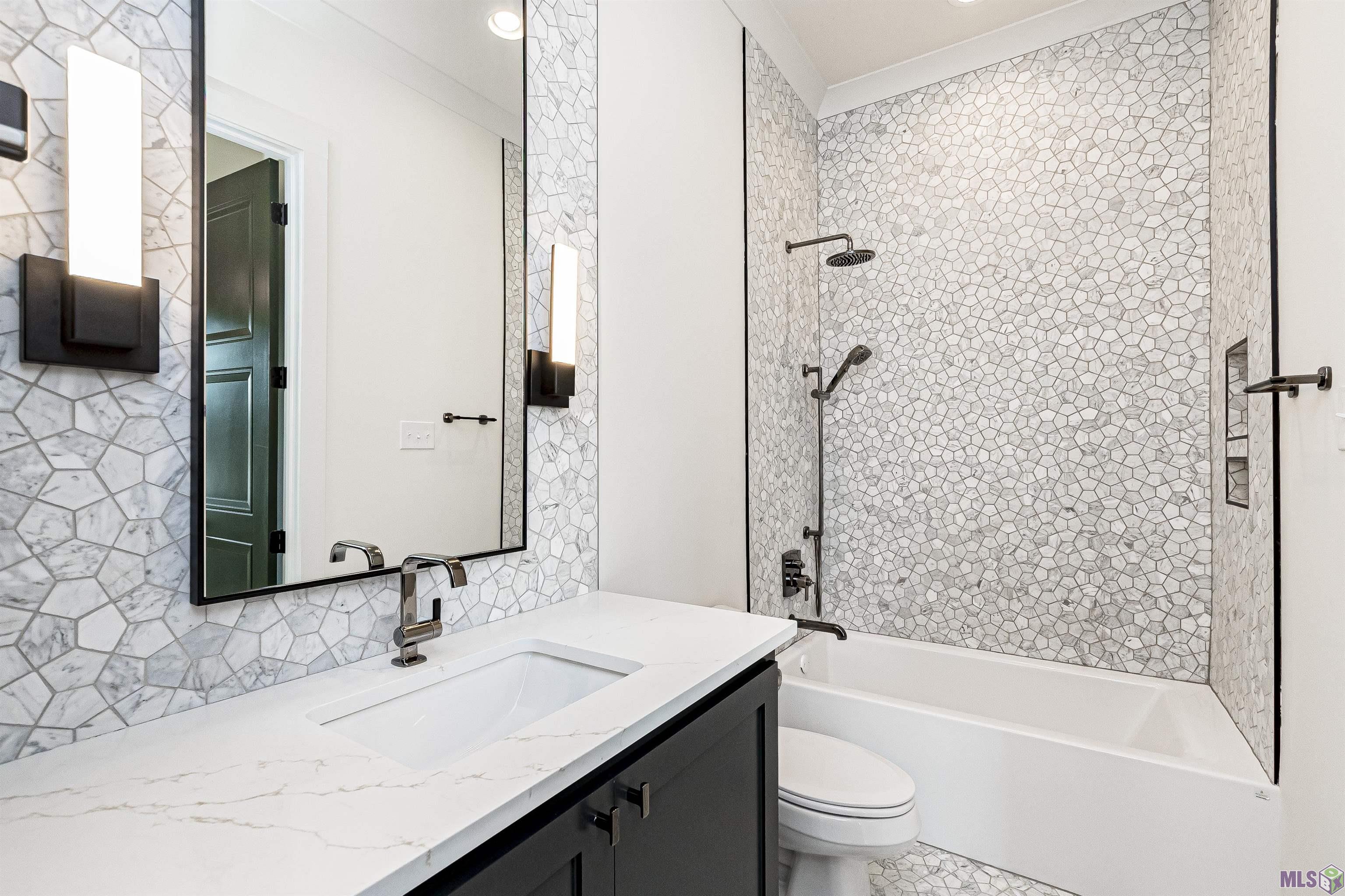 2860 Pointe-Marie Drive Baton Rouge, LA 70820 - Photo 10 of 43