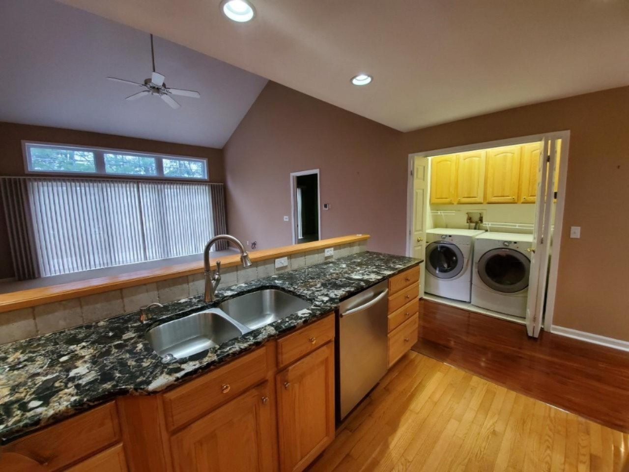 2975 Ridgeview, Unit 32 Muskegon, MI 49445 - Photo 13 of 35 thumbnail_20210419_140315