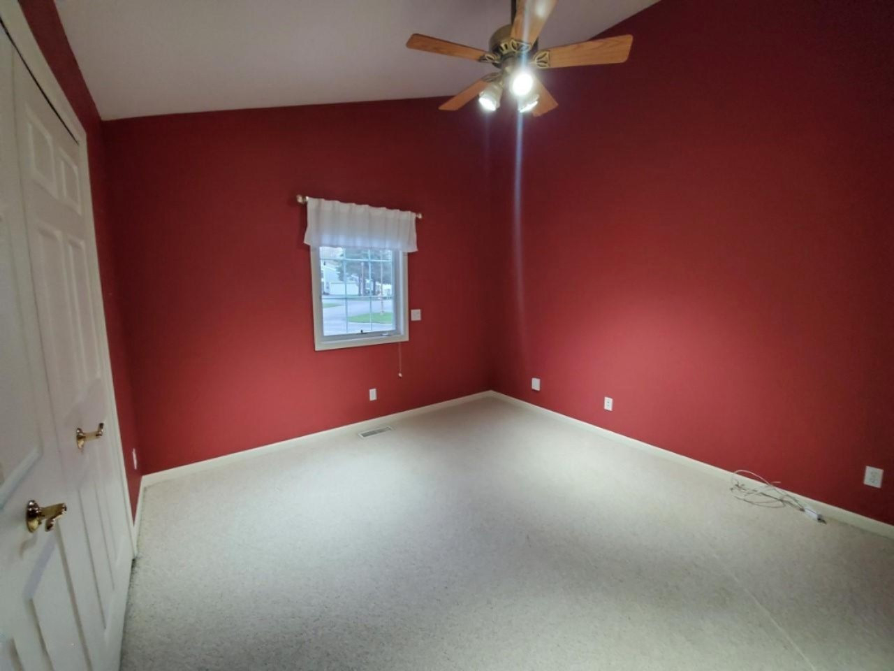 2975 Ridgeview, Unit 32 Muskegon, MI 49445 - Photo 21 of 35 thumbnail_20210419_135506