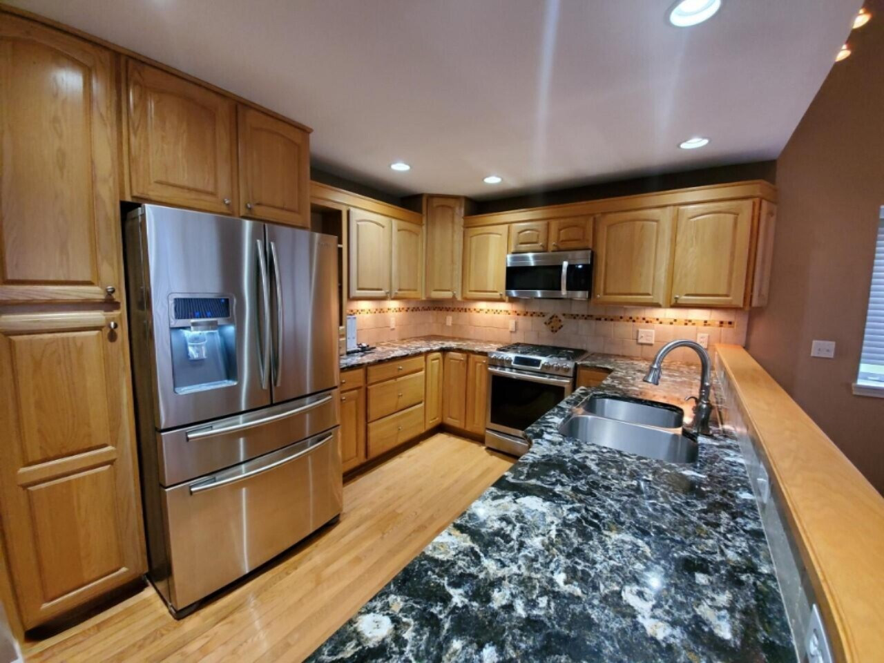 2975 Ridgeview, Unit 32 Muskegon, MI 49445 - Photo 9 of 35 thumbnail_20210419_135629