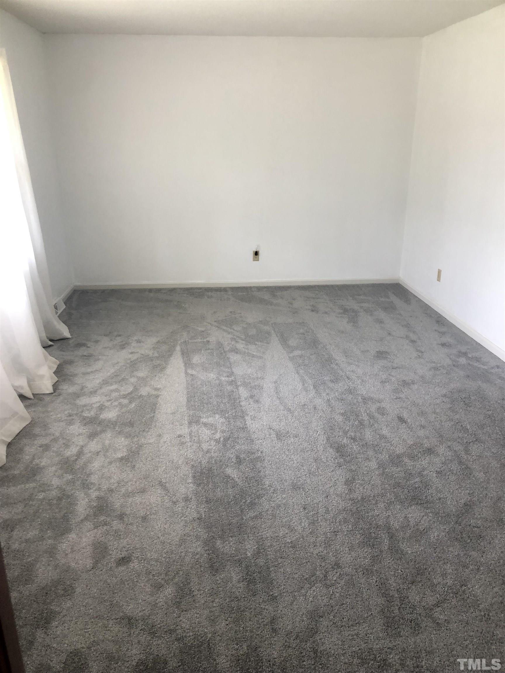 927 Junction Road Durham, NC 27704 - Photo 11 of 22 a view of room with window