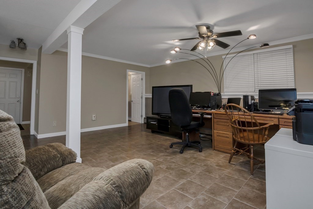 86 Arbor Road Lowell, MA 01852 - Photo 32 of 42 Gallery Image 32