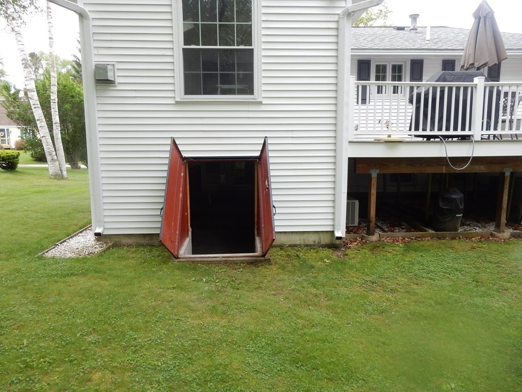 86 Arbor Road Lowell, MA 01852 - Photo 5 of 42 Gallery Image 5