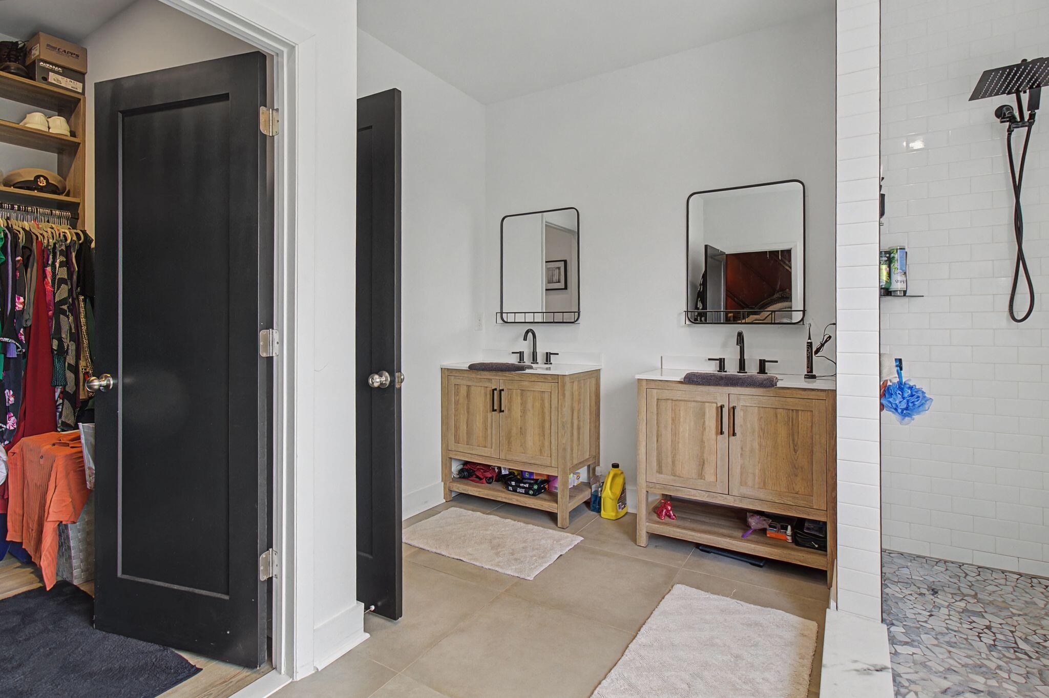 197 West 1st Avenue Crestview, FL 32536 - Photo 20 of 32 a view of bathroom