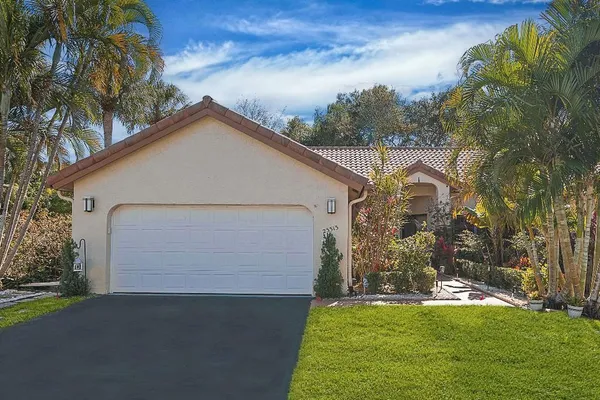 $749,900 | 23313 Water Circle, Boca Raton, FL 33486