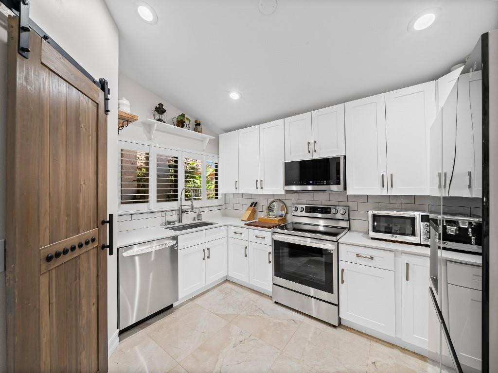 23313 Water Circle Boca Raton, FL 33486 - Photo 11 of 41 Photo 11