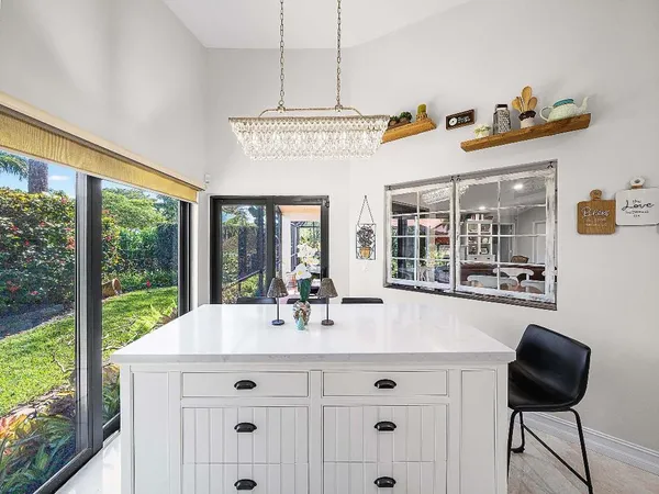 $749,900 | 23313 Water Circle, Boca Raton, FL 33486