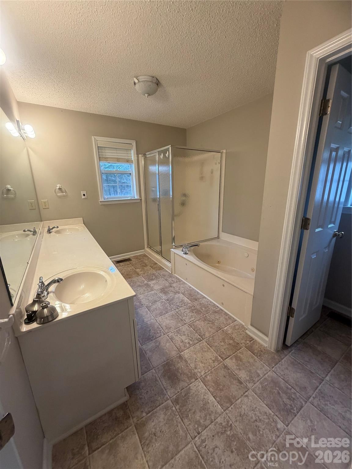 8016 Stevens Mill Road Matthews, NC 28104 - Photo 5 of 24