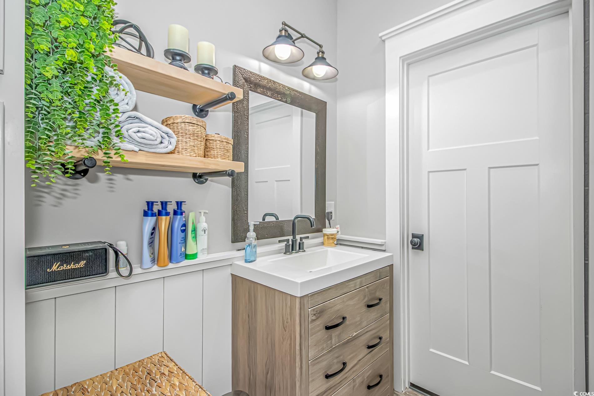 15810 County Line Road Andrews, SC 29510 - Photo 25 of 35 Bathroom with vanity