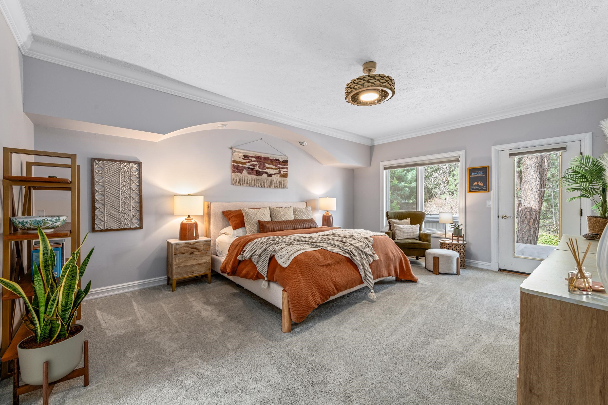 2010 East Overbluff Road Spokane, WA 99203 - Photo 13 of 49