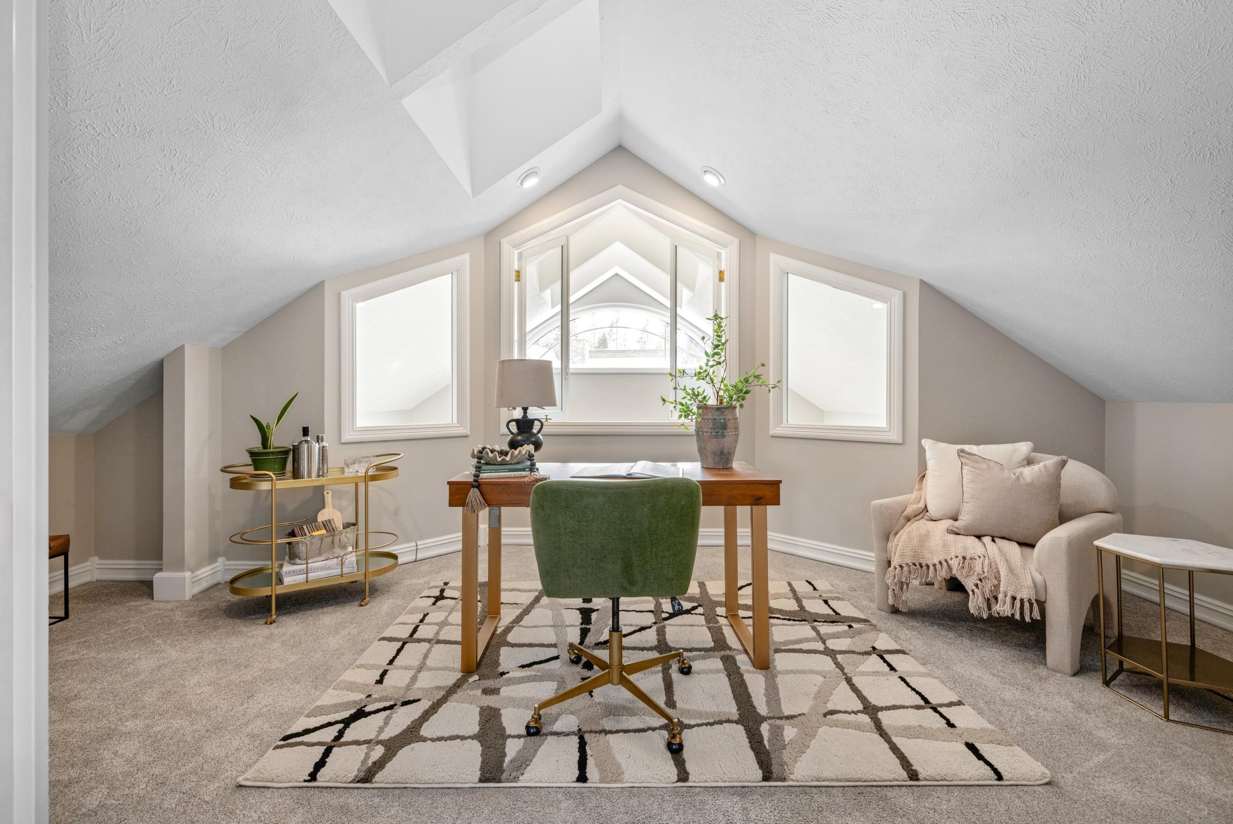 2010 East Overbluff Road Spokane, WA 99203 - Photo 21 of 49