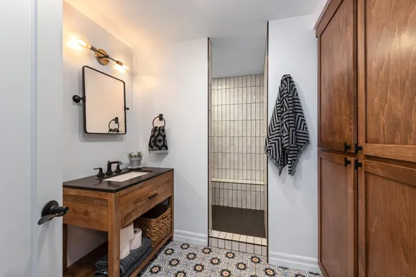 $1,650,000 | 2010 East Overbluff Road, Spokane, WA 99203