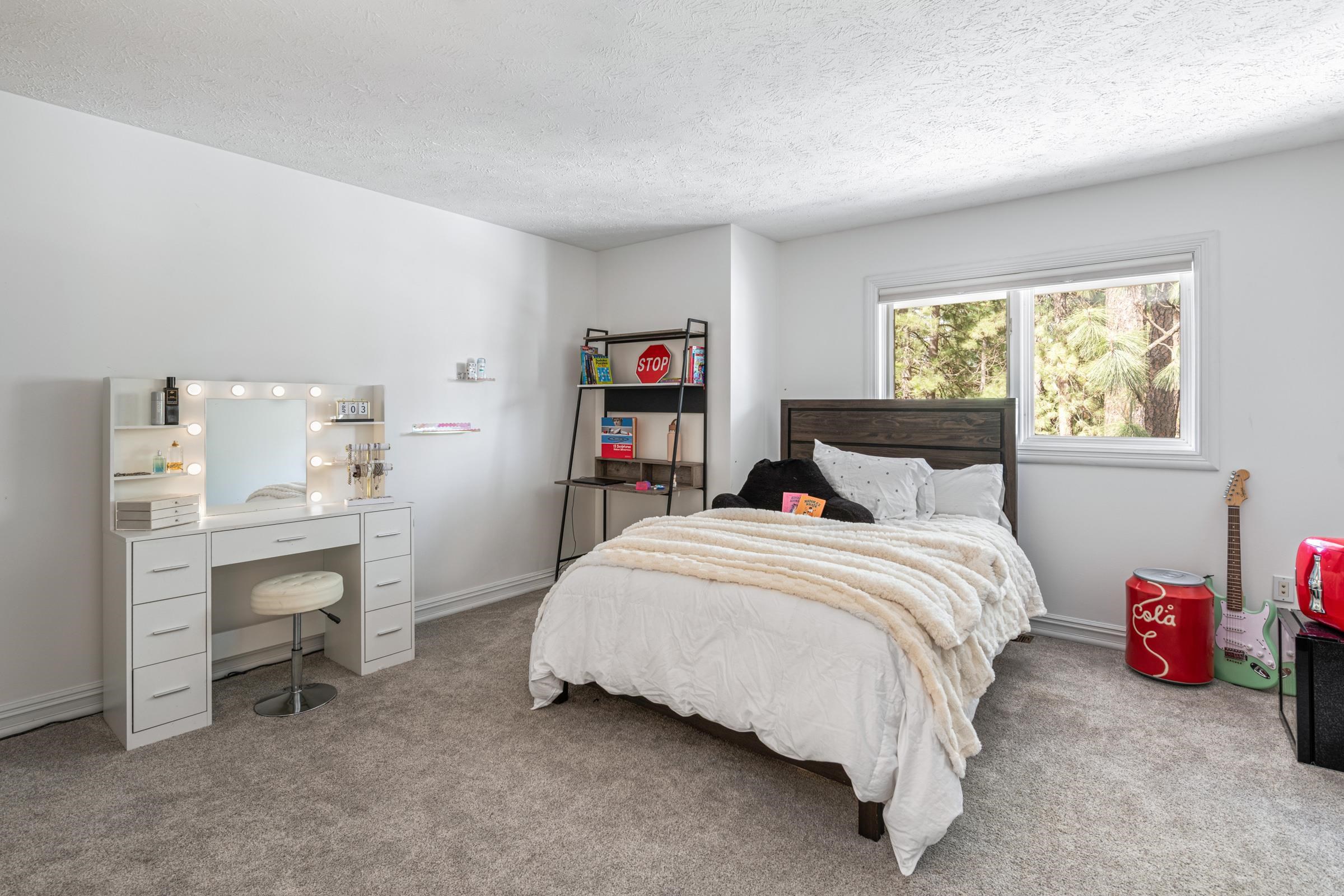 2010 East Overbluff Road Spokane, WA 99203 - Photo 42 of 49