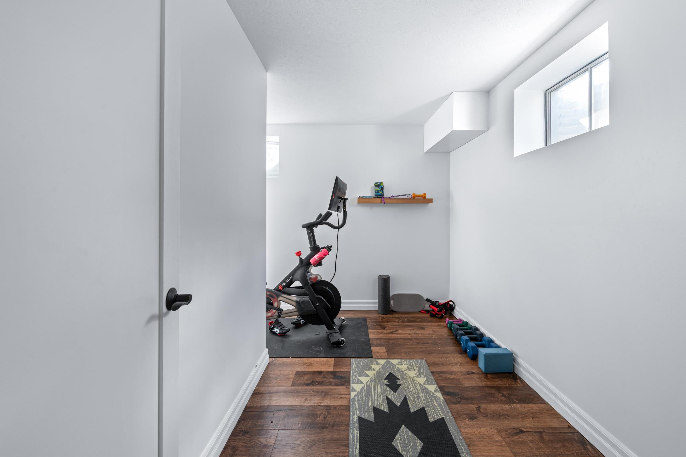 2010 East Overbluff Road Spokane, WA 99203 - Photo 45 of 49