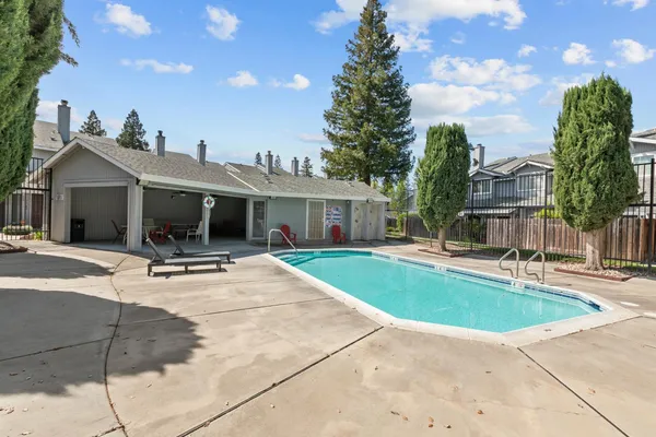 $320,000 | 3553 Caballero Lane, Antelope, CA 95843