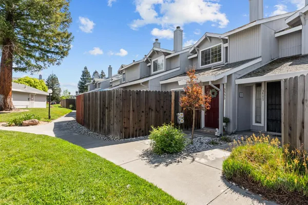 $320,000 | 3553 Caballero Lane, Antelope, CA 95843