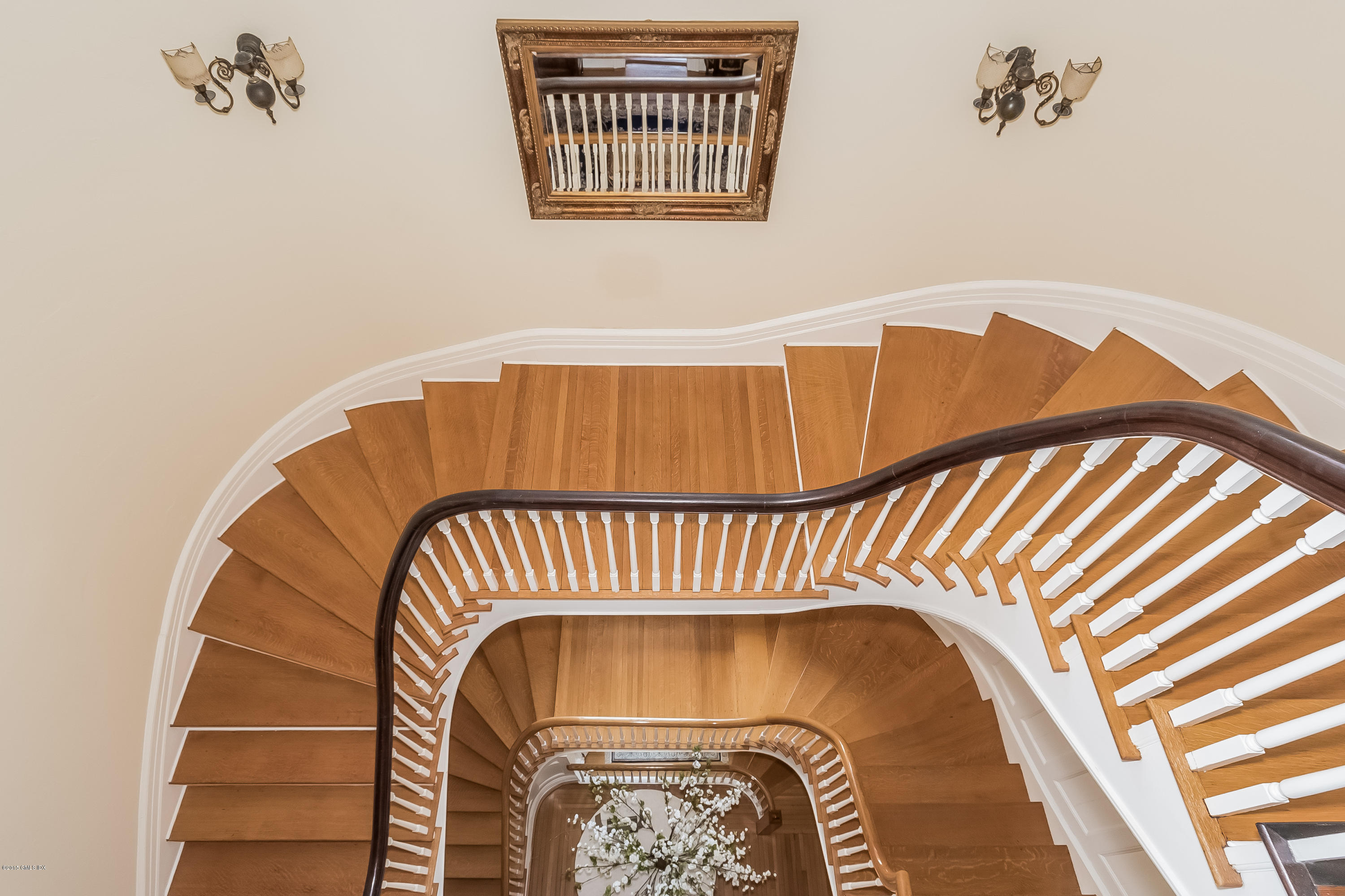 432 Field Point Road Greenwich, CT 06830 - Photo 20 of 25 a bedroom with a bed and a window