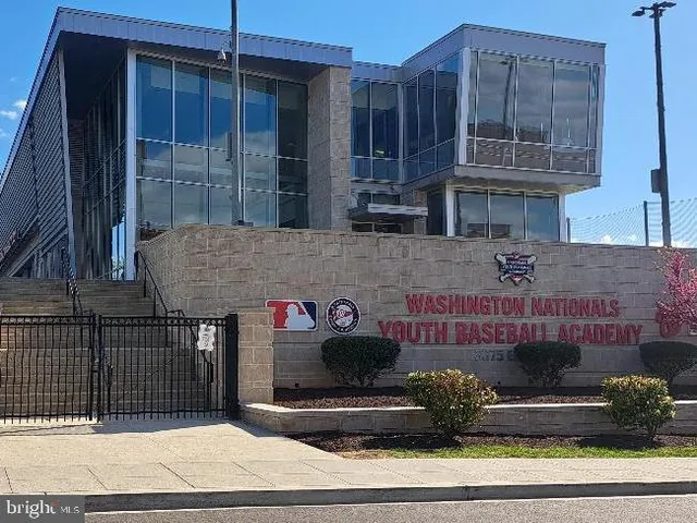 $575,000 | 3516 Ely Place Southeast, Washington, DC 20019