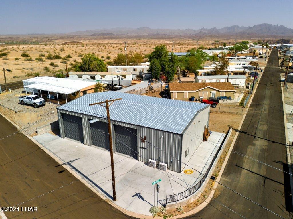 10968 Admiral Road Parker, AZ 85344 - Photo 3 of 17 10968 Admiral Rd D (3)