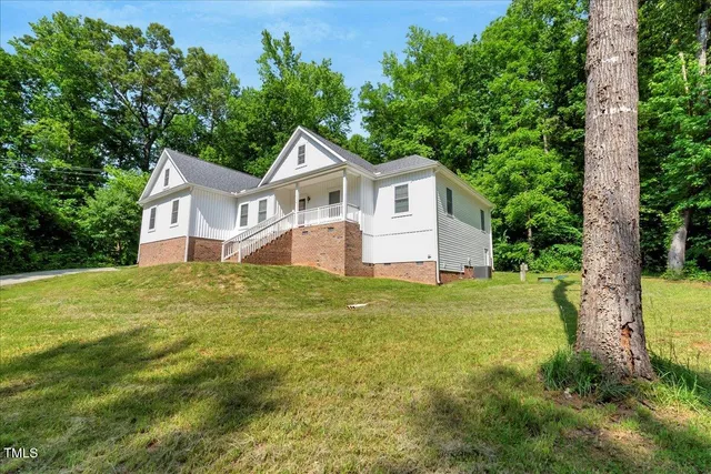 $494,000 | 10304 Stallion Way, Bahama, NC 27503