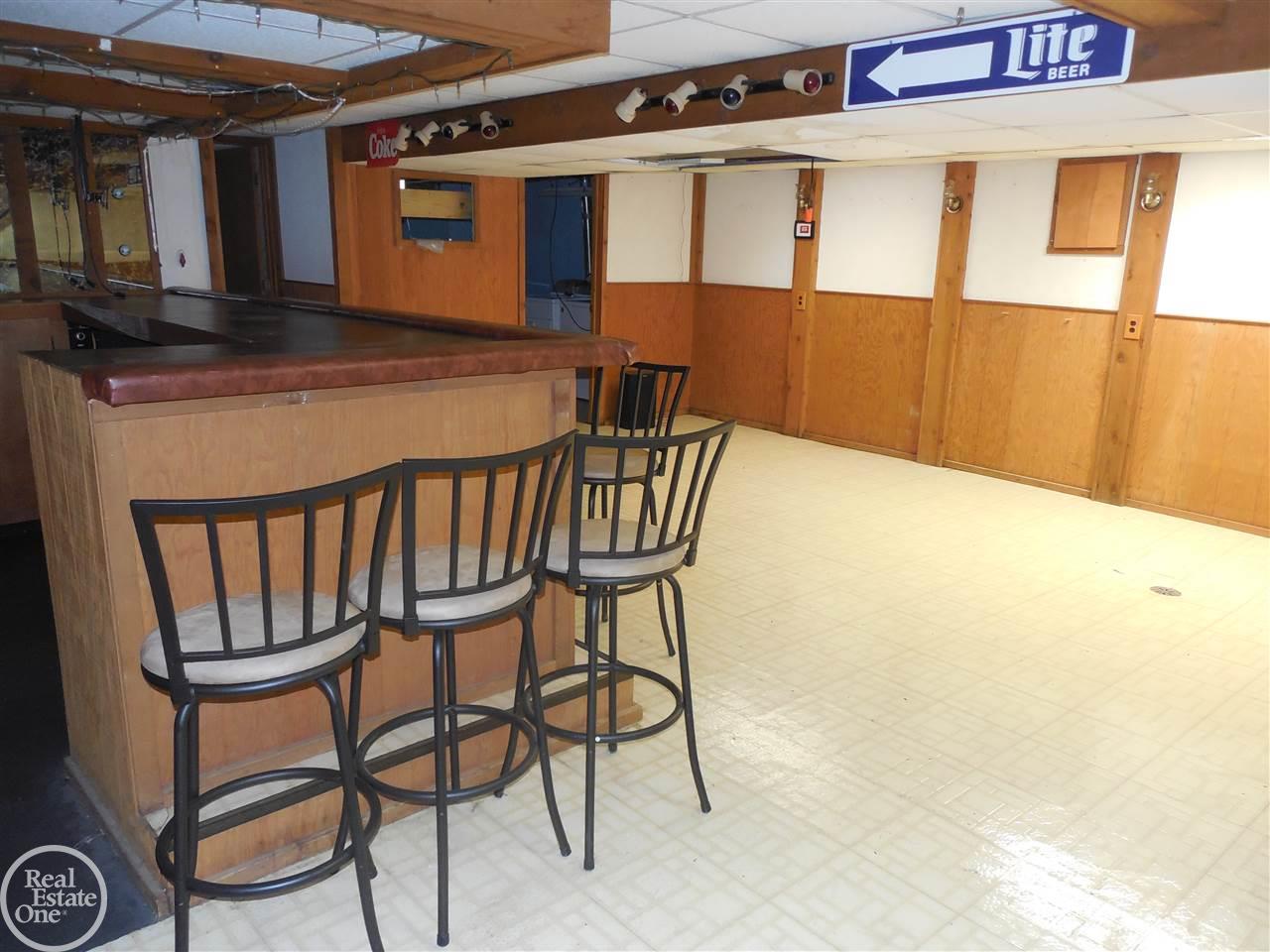11915 Engleman Road Warren, MI 48089 - Photo 9 of 18