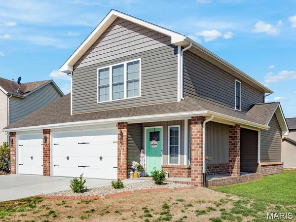 $2,400 | 3713 Justine Drive, Granite City, IL 62040