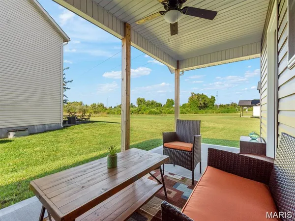 $2,400 | 3713 Justine Drive, Granite City, IL 62040