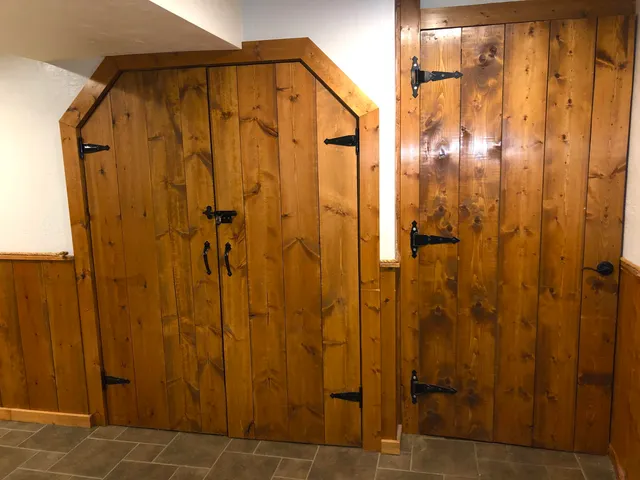 $319,900 | 328 East Main Street, Hilbert, WI 54129