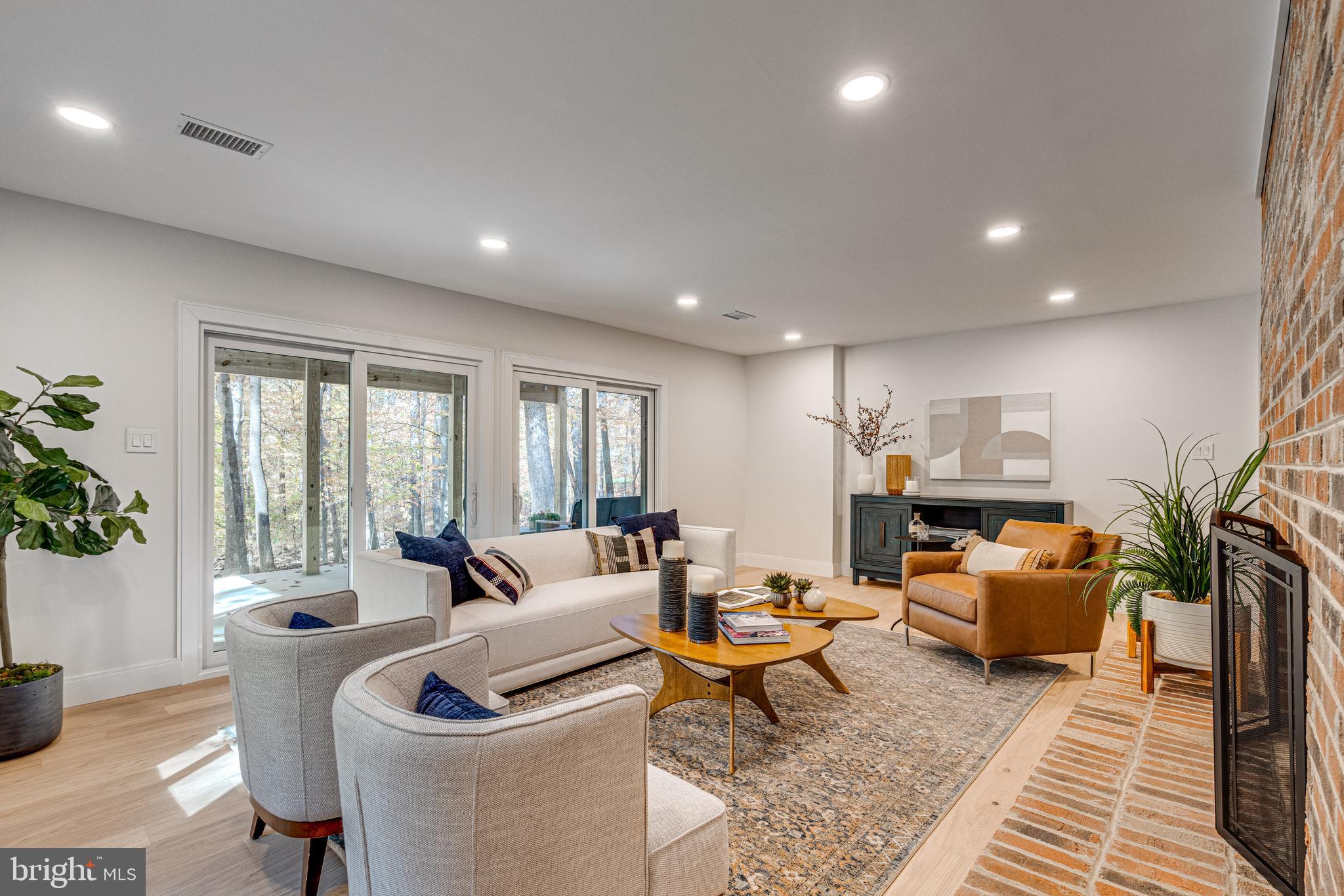 108 Interpromontory Road Great Falls, VA 22066 - Photo 76 of 108 Seamlessly entertain inside and out