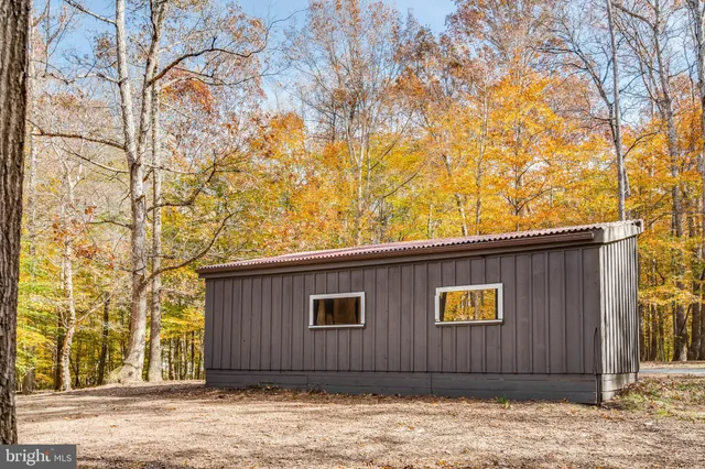 $2,500,000 | 108 Interpromontory Road, Great Falls, VA 22066