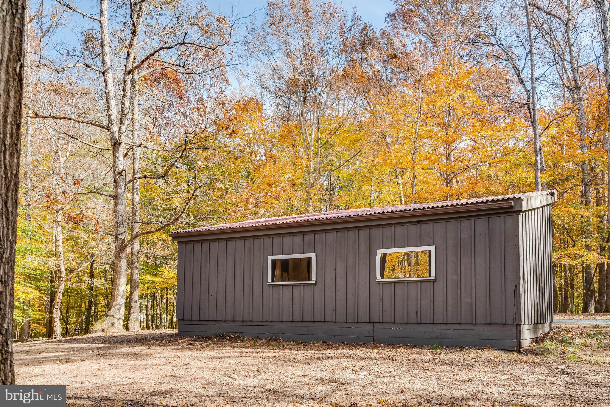 108 Interpromontory Road Great Falls, VA 22066 - Photo 85 of 93 a view of a house with a backyard of a house