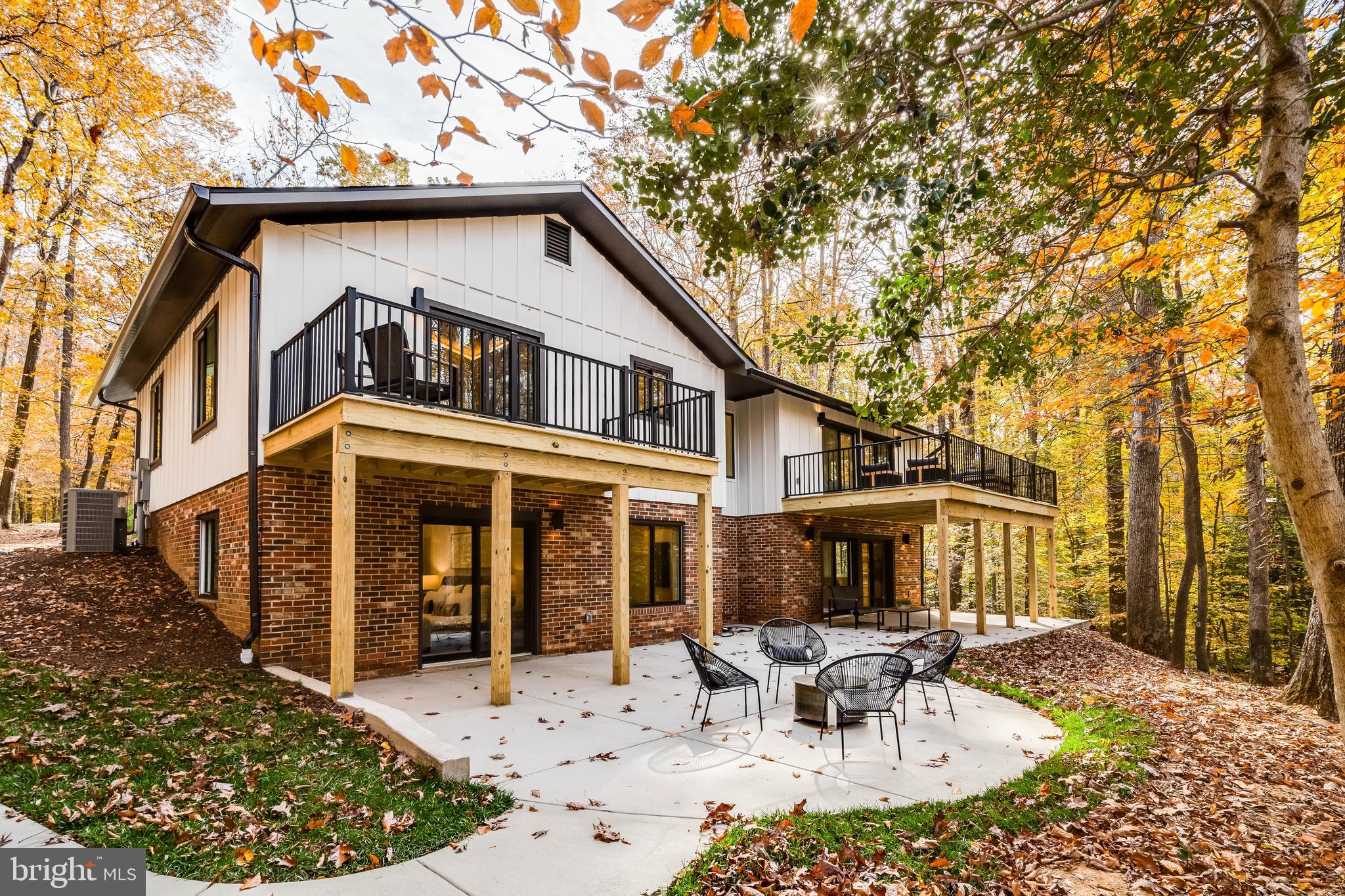 108 Interpromontory Road Great Falls, VA 22066 - Photo 92 of 108 a view of a house with a patio