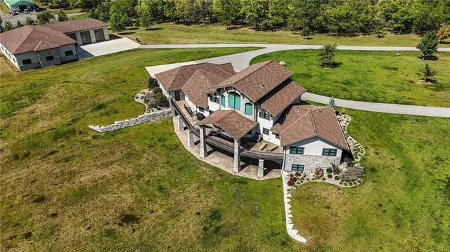 $3,500,000 | 10807 Northwest Tiffany Springs Road, Kansas City, MO 64153