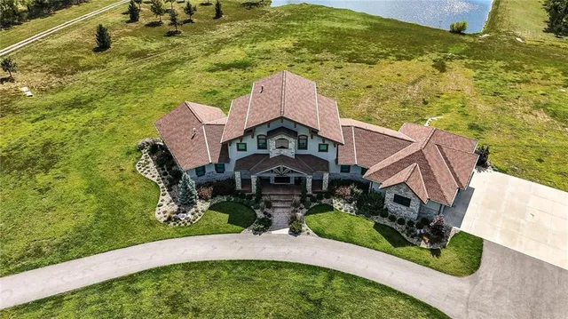 $3,500,000 | 10807 Northwest Tiffany Springs Road, Kansas City, MO 64153