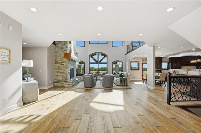 $3,500,000 | 10807 Northwest Tiffany Springs Road, Kansas City, MO 64153