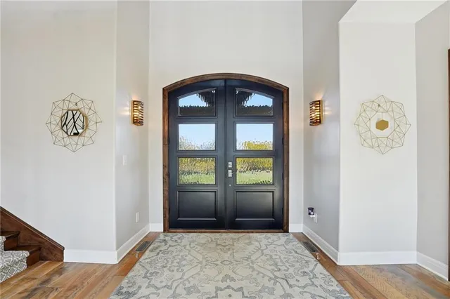 $3,500,000 | 10807 Northwest Tiffany Springs Road, Kansas City, MO 64153